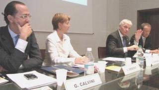 Il presidente degli industriali Andrea Gemignani e, a sinistra, un momento dell’incontro di ieri