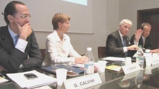 Il presidente degli industriali Andrea Gemignani e, a sinistra, un momento dell’incontro di ieri