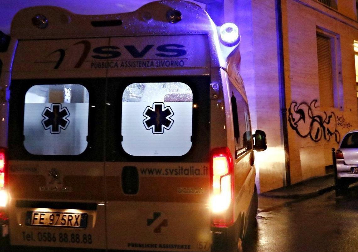 Finisce all'ospedale per le botte del marito