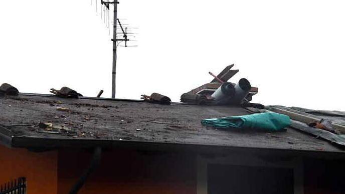 524 case ancora in blackout Il sindaco: a Villafranca oltre 100mila euro di danni