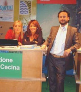 Uno stand della scorsa edizione della borsa europea del turismo a Cecina