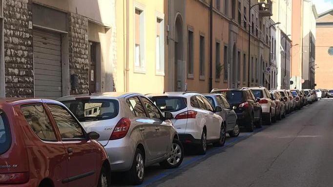 Da domani altri 329 stalli blu nella zona a lettera D