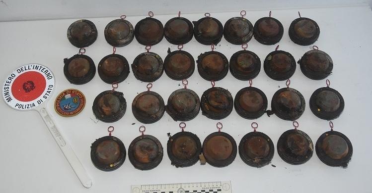 Arzana, trenta mine antiuomo ritrovate dalla polizia di Stato