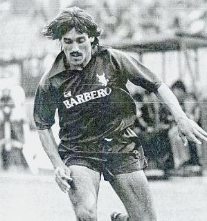 Dante Bertoneri con la maglia del Torino