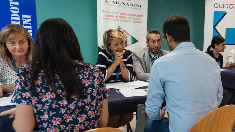 Multinazionali a caccia di talenti in città: «Ma servono nuove competenze»