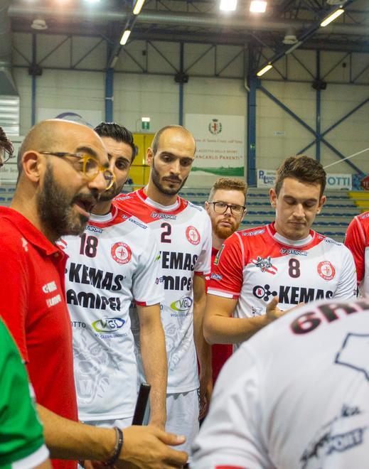 Primo hurrà per la Kemas Lamipel Macerata incassa un pesante 3-0 
