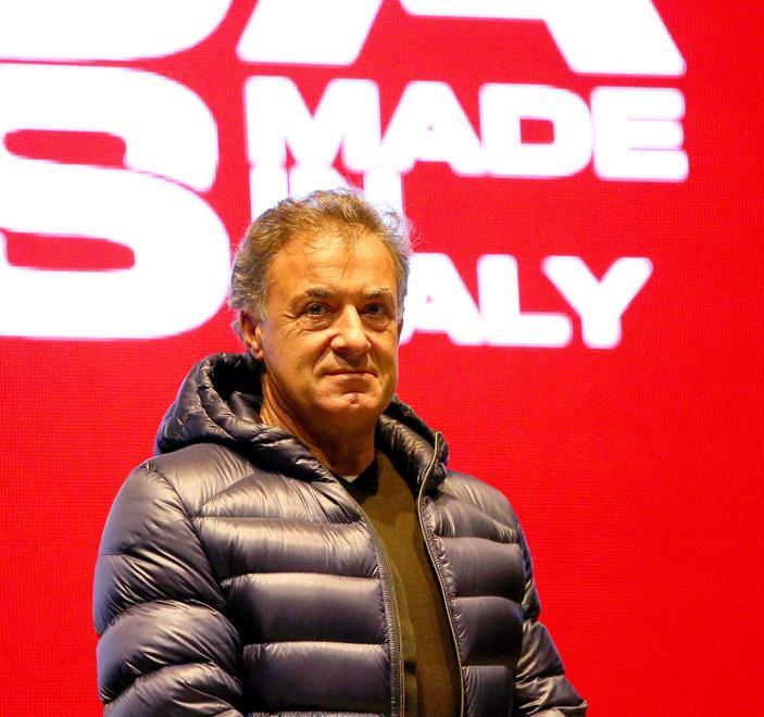 Corse virtuali sui viali di Lucca Alesì: «È come correre dal vivo» 