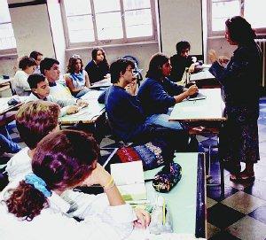 Scuole, genitori in rivolta per il sostegnoPoche garanzie per gli studenti disabili