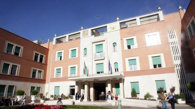 Rogo in un ospedale a Roma, trasferiti pazienti 