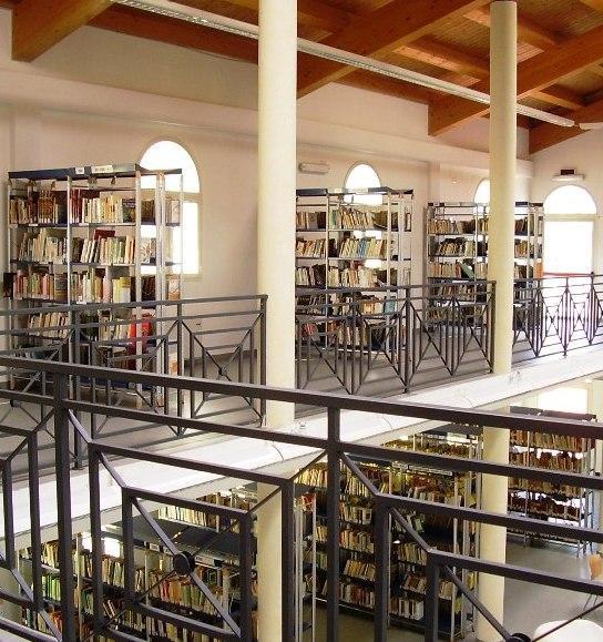 Internet rimane gratis nei luoghi pubblici e di aggregazione 