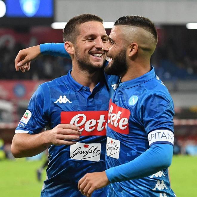 Napoli spettacolo, Mertens batte Careca e Altafini 