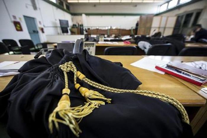 Sulla giustizia si tradisce la Costituzione
