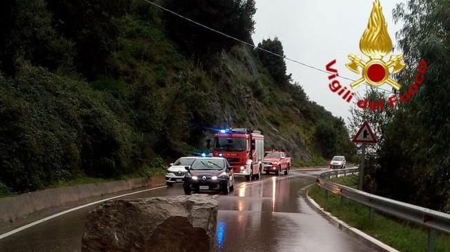 Maltempo: quattro strade chiuse in Sardegna 