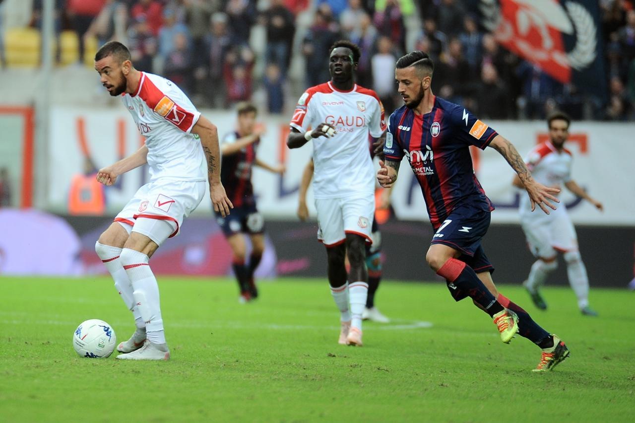 Il Carpi strappa un pareggio a Crotone