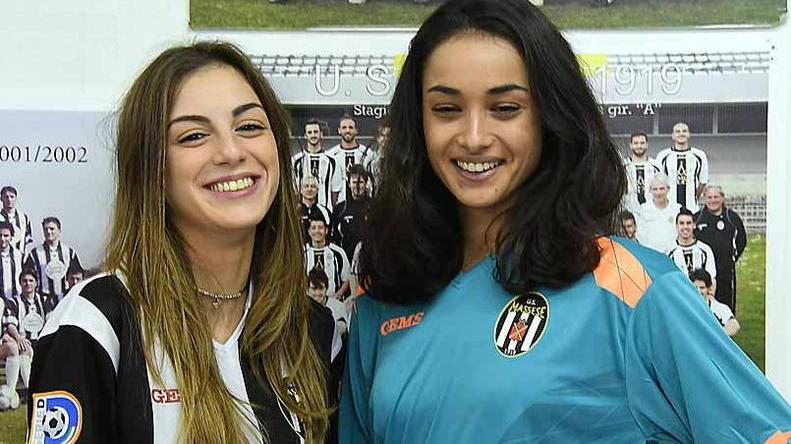 Gems è il nuovo sponsor Con la maglia bianconera il debutto nel calcio a 11