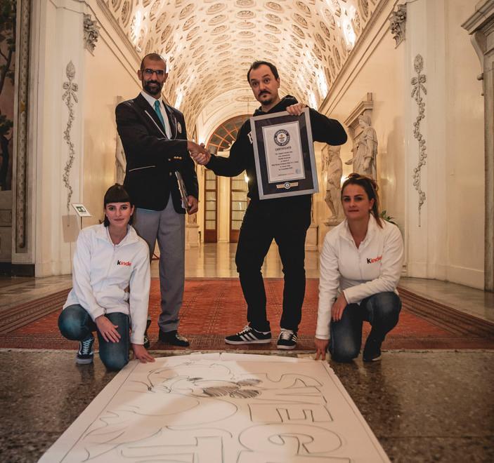 Striscia di Topolino più lunga Sciarrone vince il Guinness 