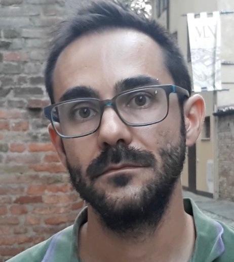 Dorme in auto ma rifiuta tutti gli aiuti «Ora basta» 
