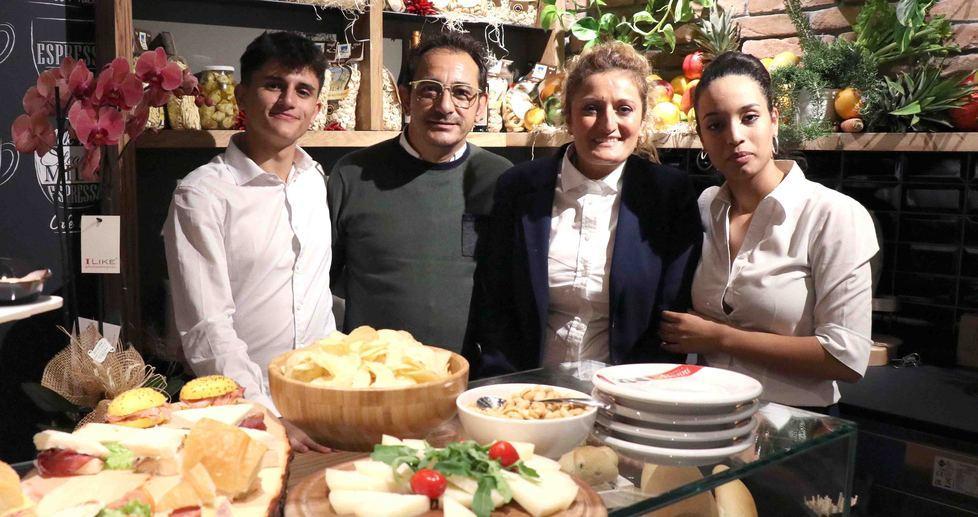 Ha riaperto il bar Cicognani 