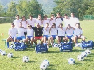 Matteo Vittori goleador della Pietà 2004 e, la squadra della Grignanese Giovanissimi