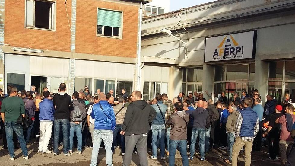 Aferpi, Governo in silenzio. Si cercano soluzioni in extremis
