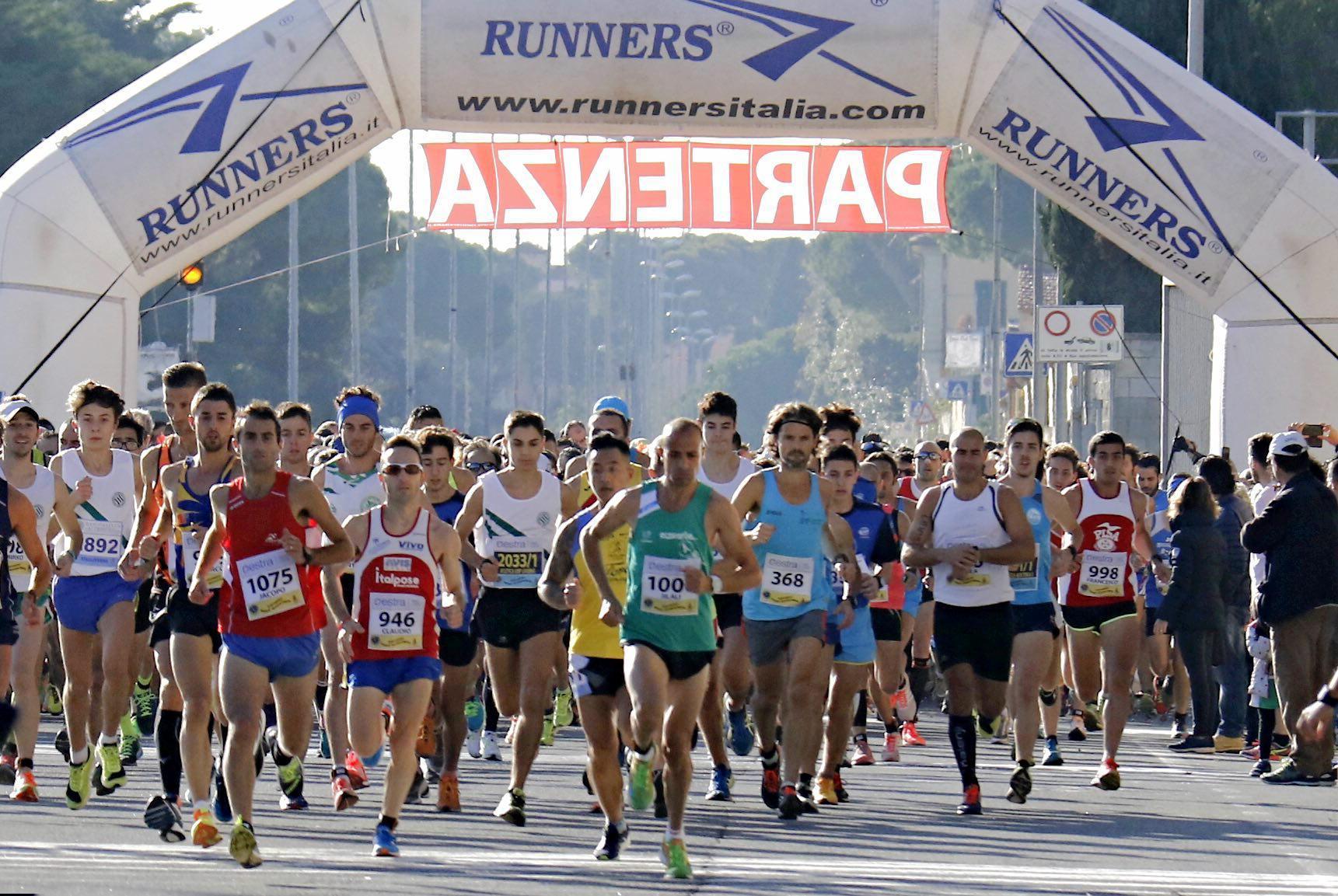 Di corsa tra l'Accademia navale e il cantiere, tutto pronto per la Half Marathon 