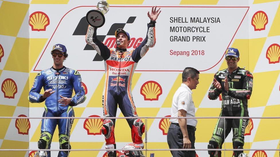 Rivince il marziano Marquez delusione per Vale Rossi