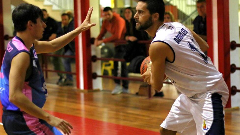 Bama ancora corsaro Espugnato (43-64) il PalaCosmelli