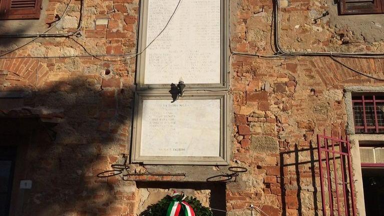 Nella pietra dei monumenti il respiro del passato Statue scrigni di memoria