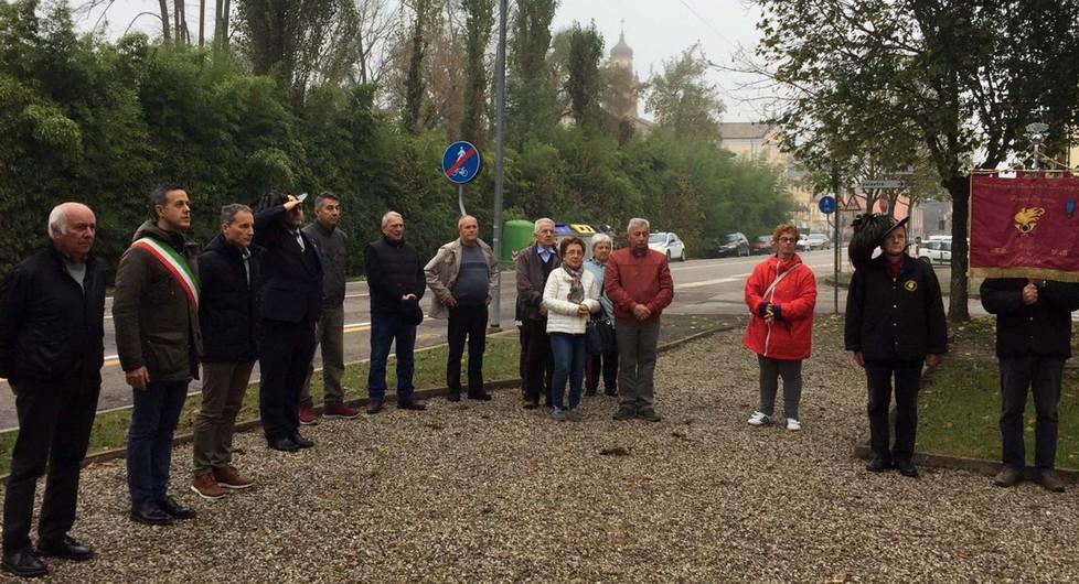 Il sindaco con i bersaglieri