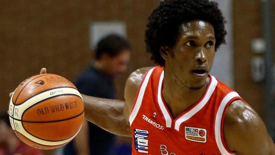 Moreno maturo chiumenti lotta e james domina
