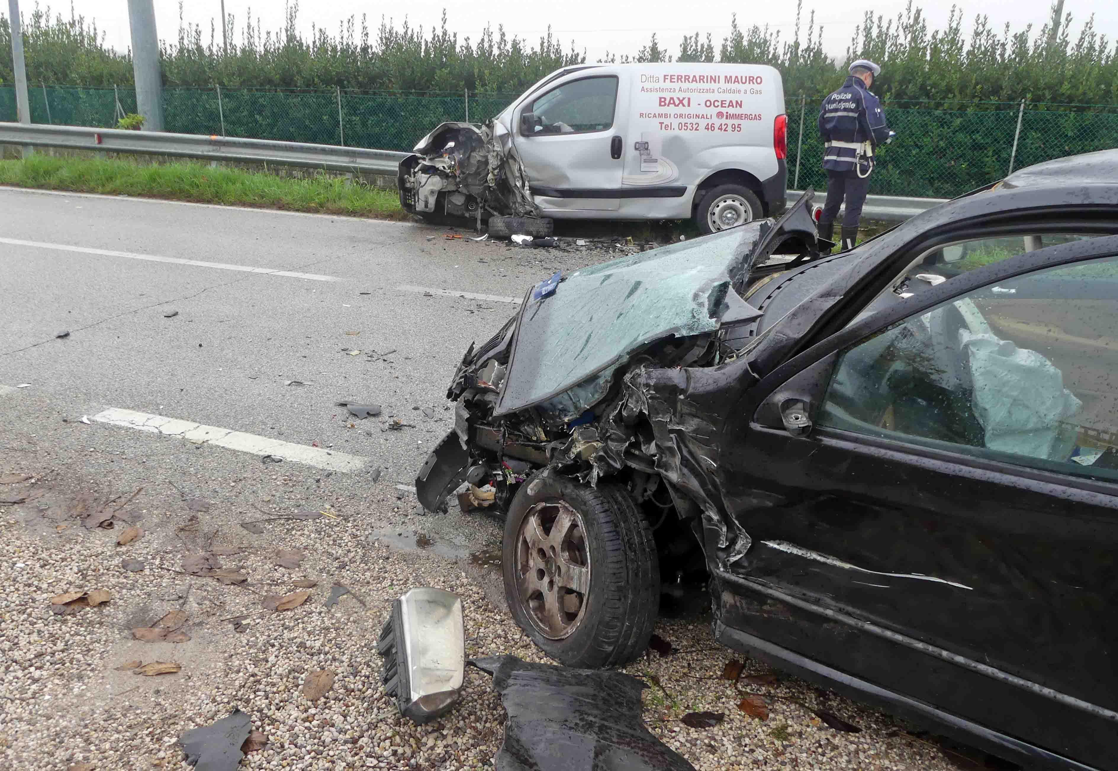 Le due auto coinvolte nell'incidente