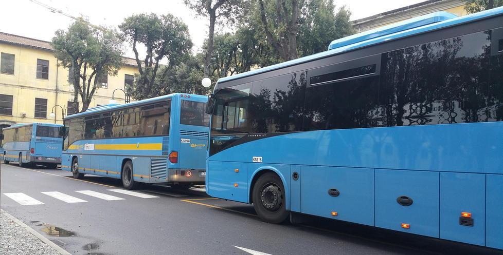 «Biglietti finiti nelle rivendite Sul bus costa un euro in più» 