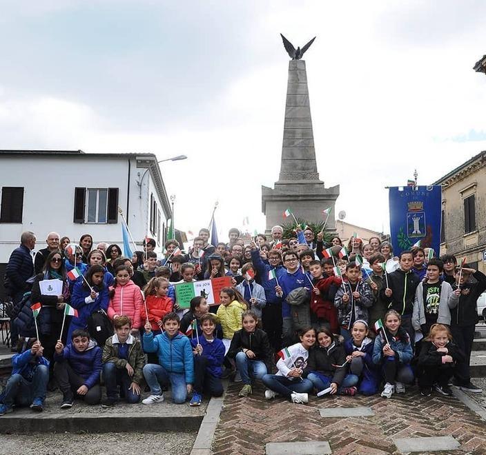 A Colle la festa è il 5 novembre i protagonisti sono i ragazzi 