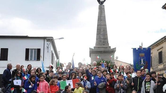 A Colle la festa è il 5 novembre i protagonisti sono i ragazzi