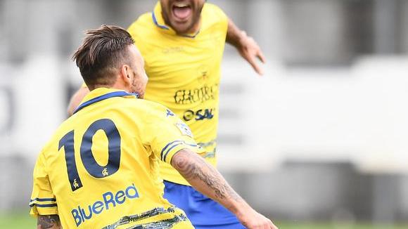 Modena, in tribuna a 5 €