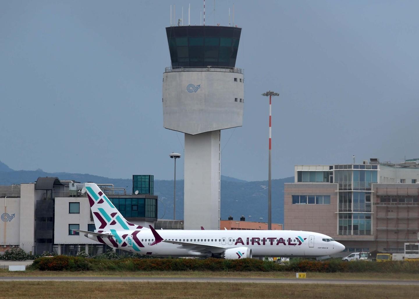 Problema a un flap per Boeing Air Italy, atterraggio in sicurezza 