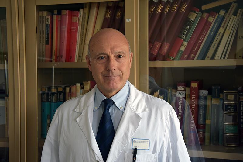 Primo intervento in Toscana di protesi di spalla con navigatore gps - Video