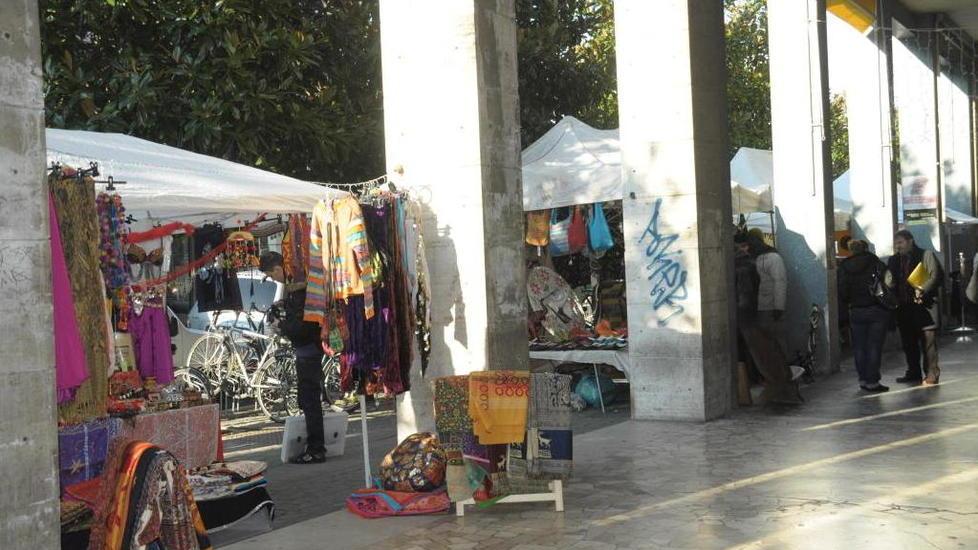 «Stop al mercatino e incentivi alle attività di viale Gramsci»