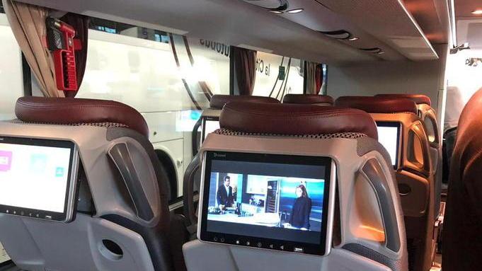 Nuovo bus dei Fratelli Verona per viaggi ipertecnologici