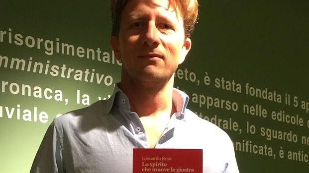 Oggi alla Feltrinelli il giallo firmato... Rosa