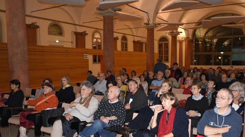Quanta gente per Bertoncelli ma pochi giovani tra il pubblico