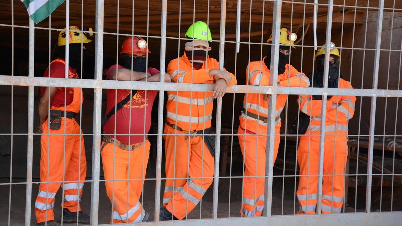 Olmedo, minatori e operai «Affidate a noi l’impianto» 