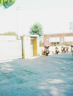 L’accesso alle scuderie del Sesana di via Cadorna