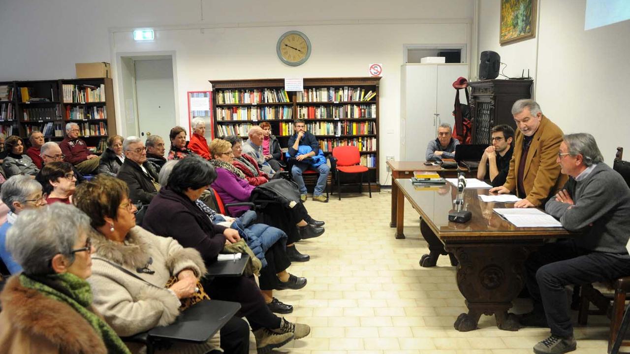 Un’affollata conferenza di Pablo Gorini all’UniTre (foto Paolo Barlettani)