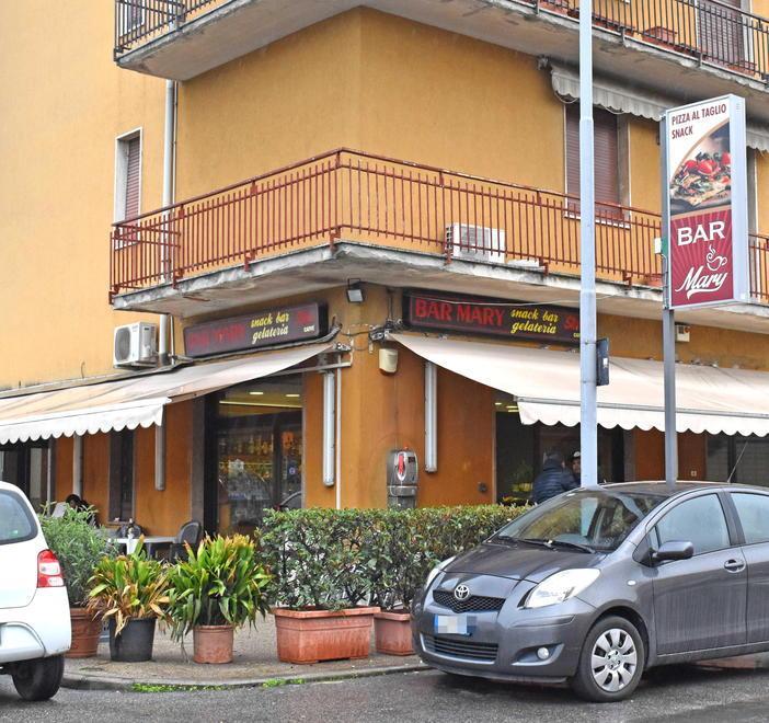 Caporalato, gli incontri al bar e il pakistano che selezionava i braccianti 