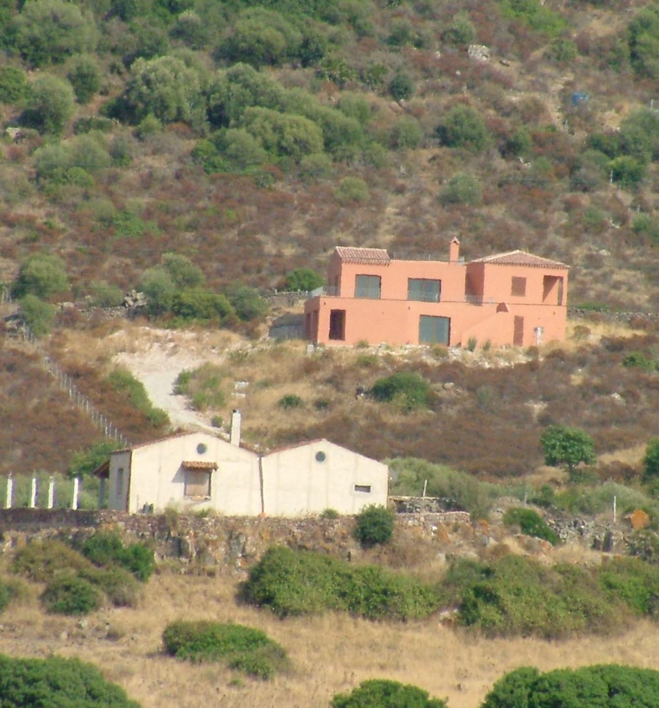 Il Tribunale restituisce le case di Monte Ricciu 