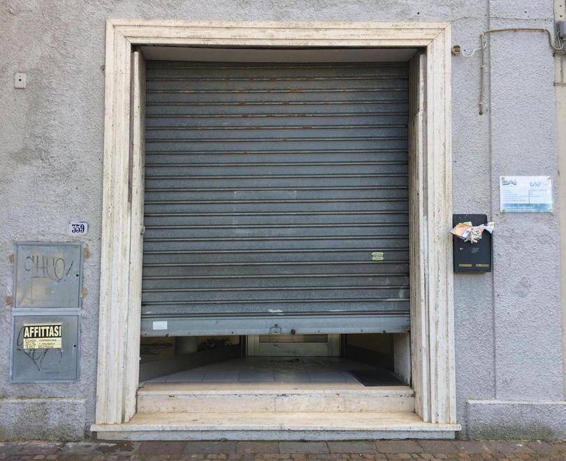 Il progetto non convince i proprietari Appello del Comune: «Dateci i fondi sfitti» 