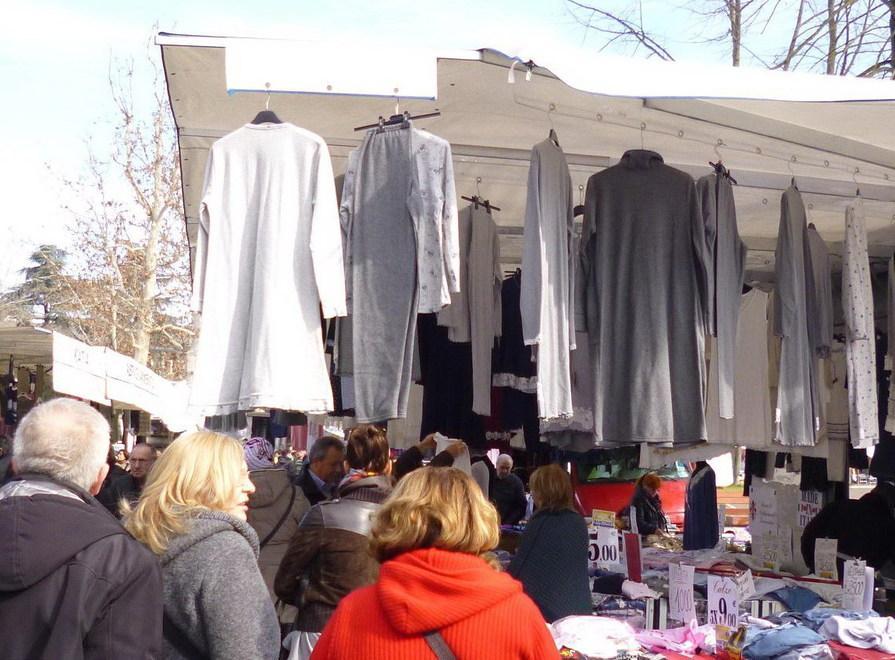 Fatto in Italia al Novi Sad per una mattina di shopping