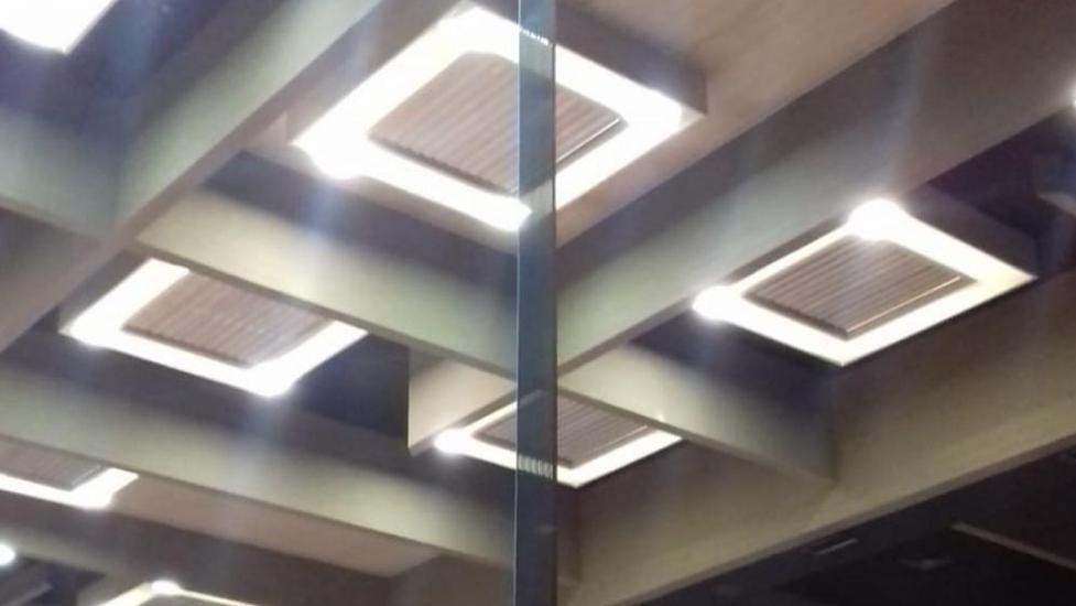 Una pallonata contro il soffitto e l’Auditorium di Pistoia deve chiudere