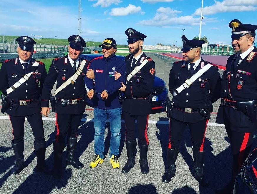 Carabinieri a “scuola guida” con il campione di rally 